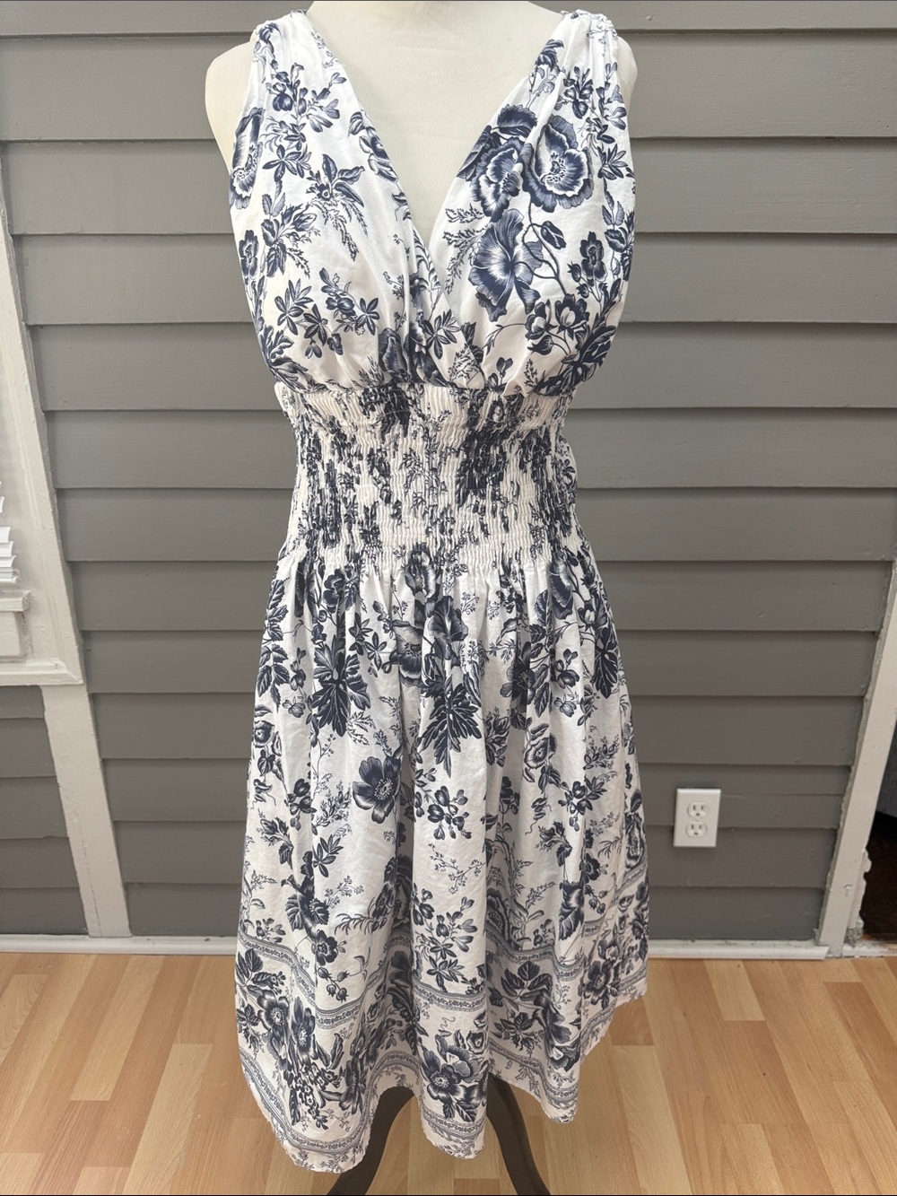 Sheri Martin Sleeveless White and Navy Floral Sundress